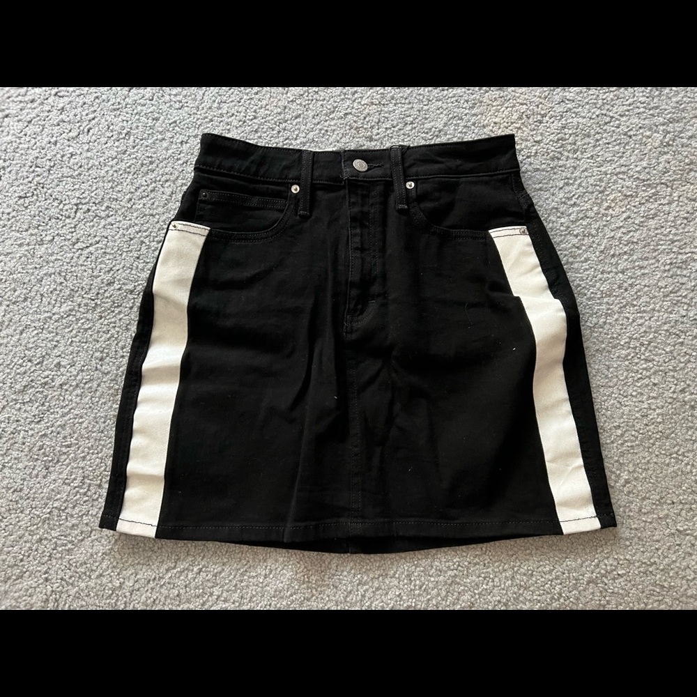 Calvin Klein Black and White Skirt